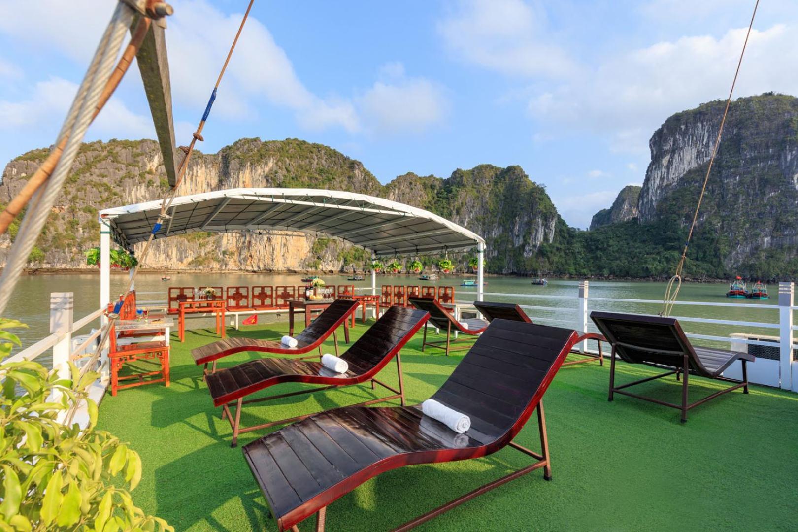 Cozy Bay Classic Cruise Hạ Long Exterior foto